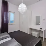 Apartman In With Sauna