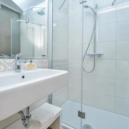 In With Sauna * Rogoznica (Sibenik-Knin)