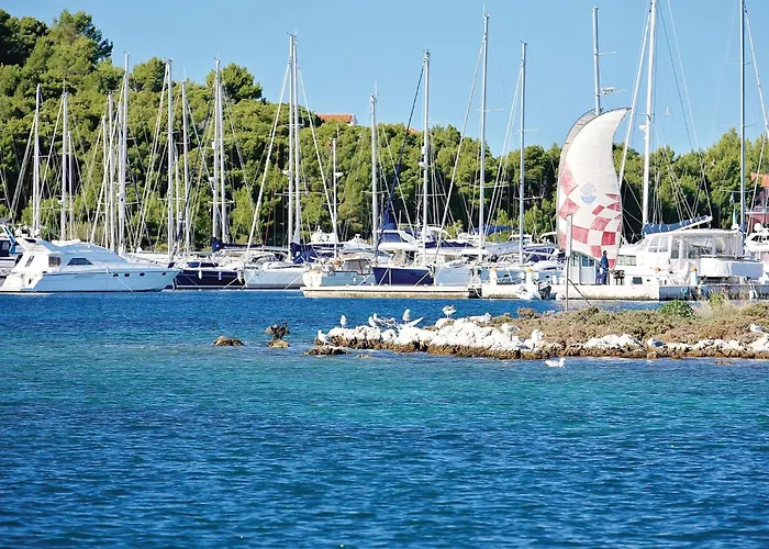 Appartement In With Sauna Rogoznica (Sibenik-Knin)